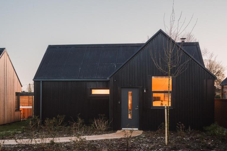 Adam - Ferienwohnung Newent