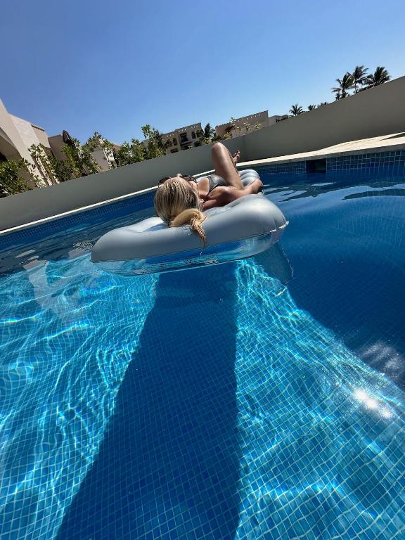 Luxury Villa with Private Pool and Lagoon view - Chambres d'hôtes Salalah