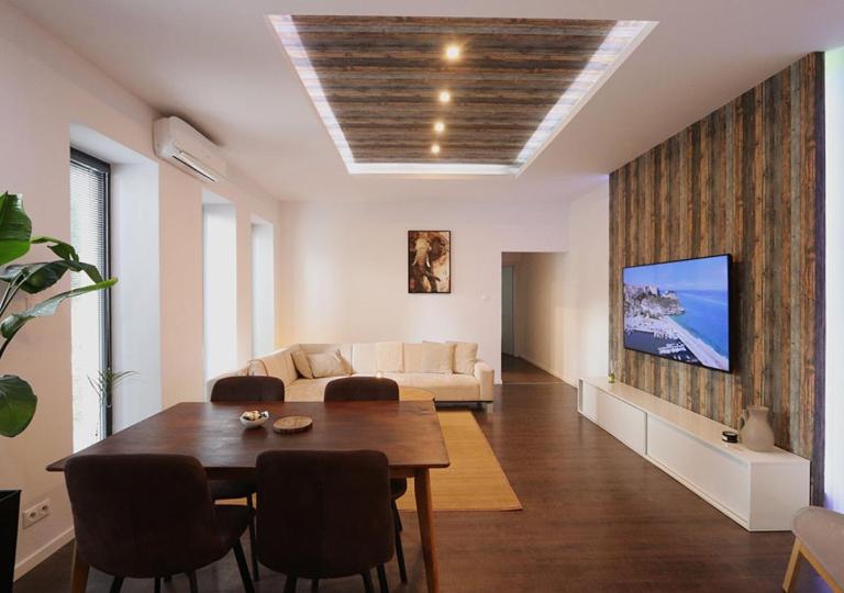 Center Apartment with Garden Zoe - B&B Piešťany