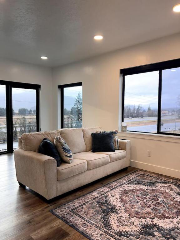 Gorgeous Views, Cozy Luxury 209 - B&B Juneau