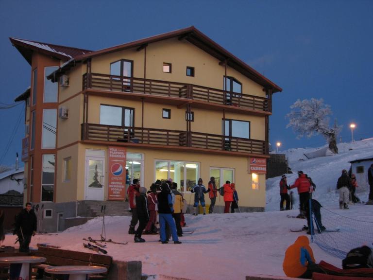 Vila Platoul Soarelui - Chambres d'hôtes Straja