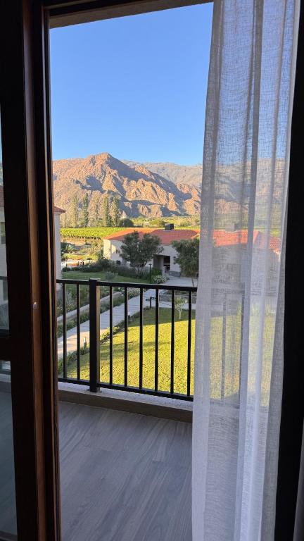 Vista Montañas y Viñas - B&B Cafayate