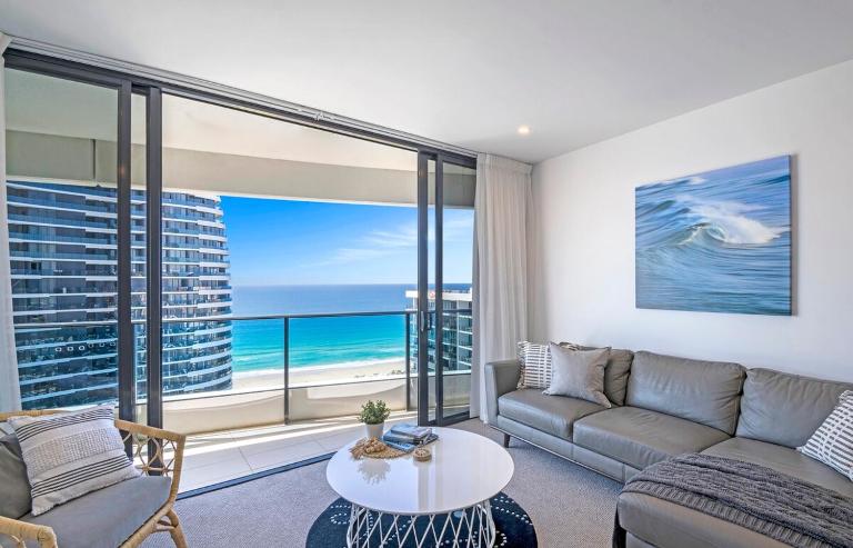 MEGA VIEWS at Oracle - level 32 - B&B Costa Dorada