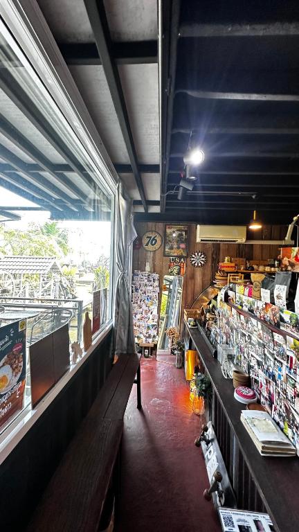 PICHA Cafe&Homestay - B&B Saraburi