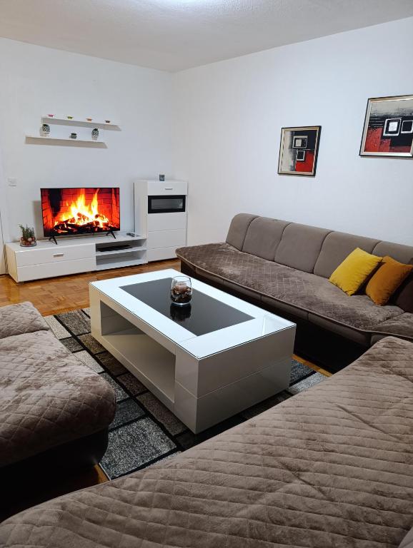Apartman Bulevar Živinice - Ferienwohnung Živinice