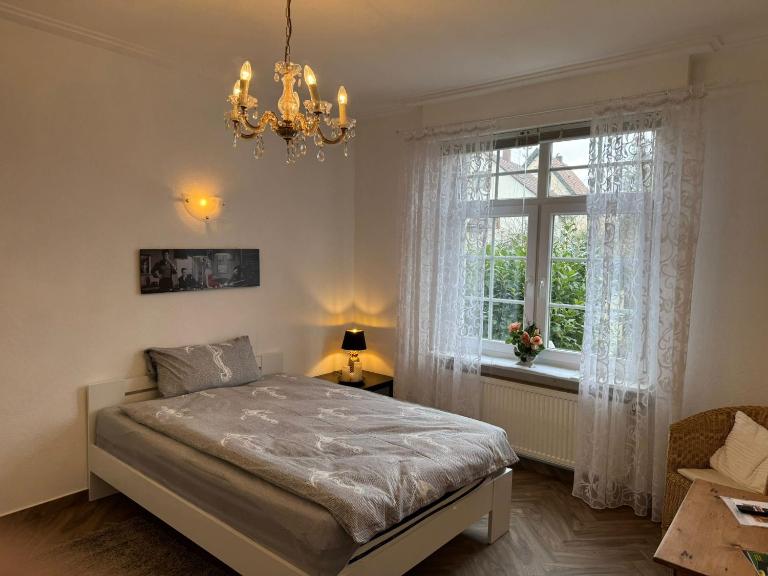 Fewo & Monteurzimmer - Bed and Breakfast Eislingen/Fils