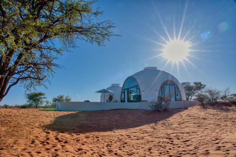 Reverie Kalahari Pod - Bed and Breakfast Hardap