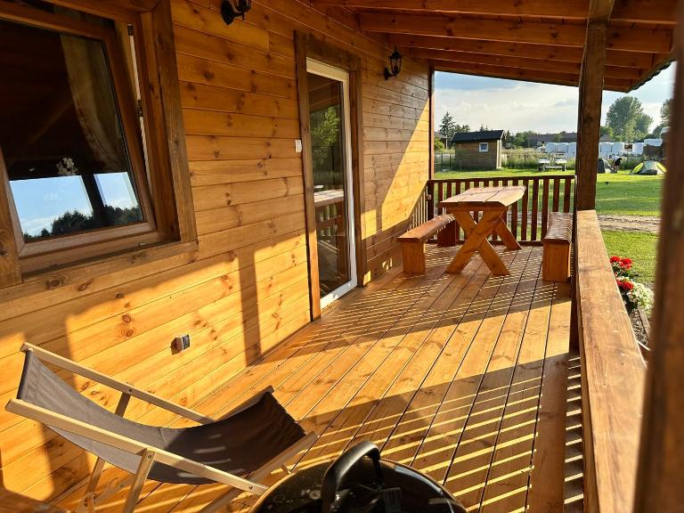 Domek 4-6osobowy - B&B Wroceń