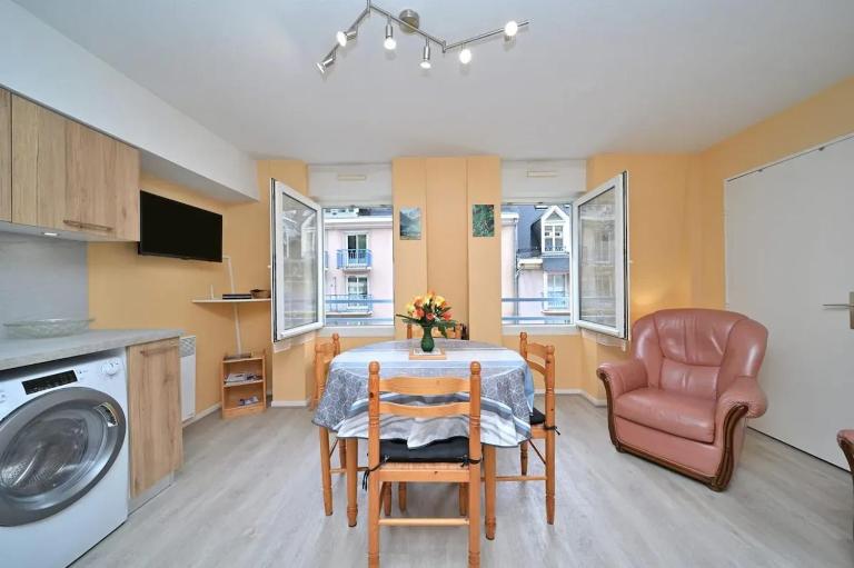 Appartement chaleureux à Cauterets - 35 m² - Casier à skis - Ferienwohnung Cauterets