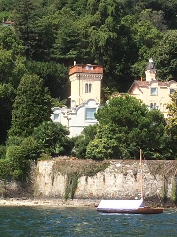 Torretta sul lago - Bed and Breakfast Belgirate