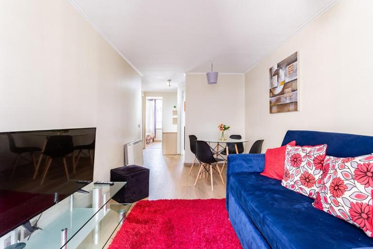 Lindo departamento hasta 6 personas, estacionamiento - B&B Santiago del Cile