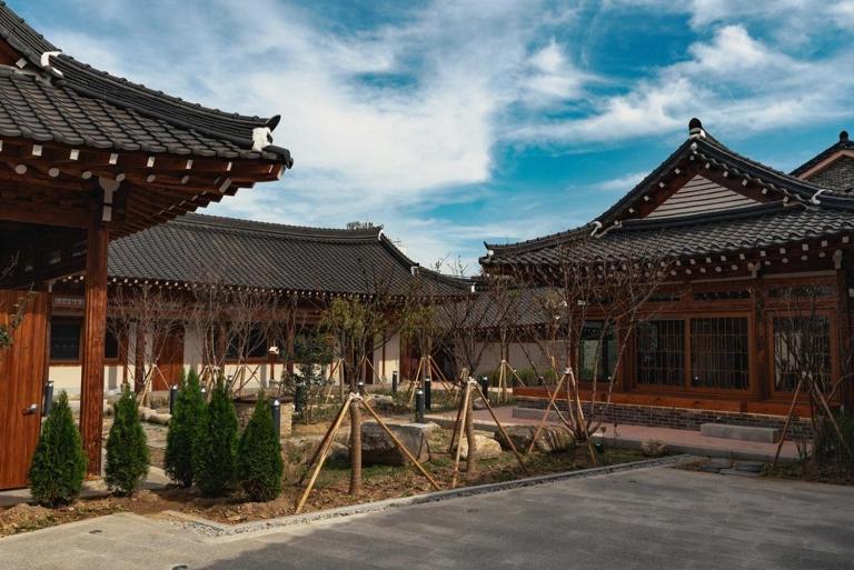 Myeongjigak - Chambres d'hôtes Nangen