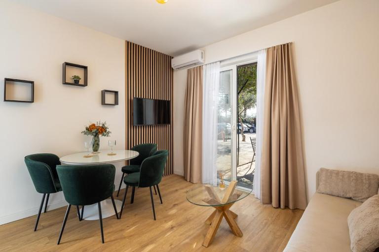 Apartman casa Blanca - B&B Podstrana