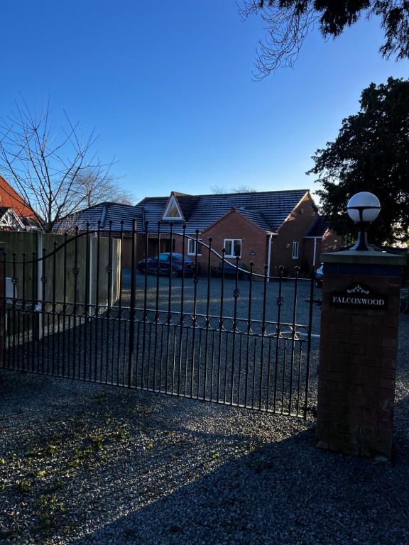Falconwood - Bed and Breakfast Ifton Heath