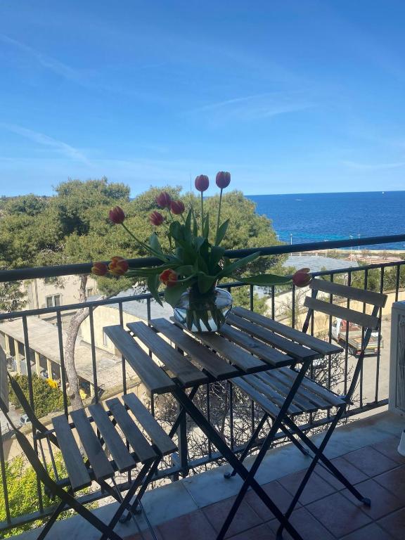 Charming places Casa A, just a few steps from the sea - B&B Portoferraio