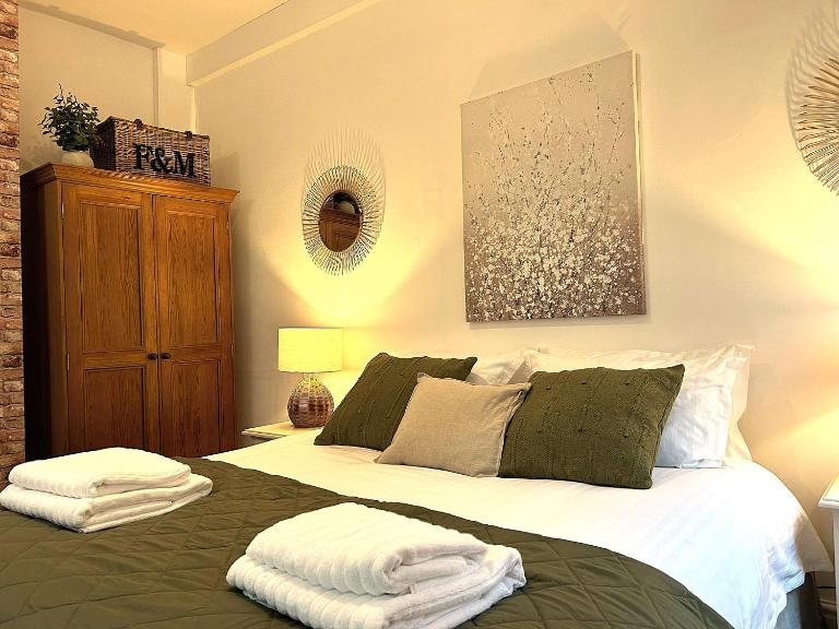 Whitchurch High Street Hideaway - Bed and Breakfast Whitchurch