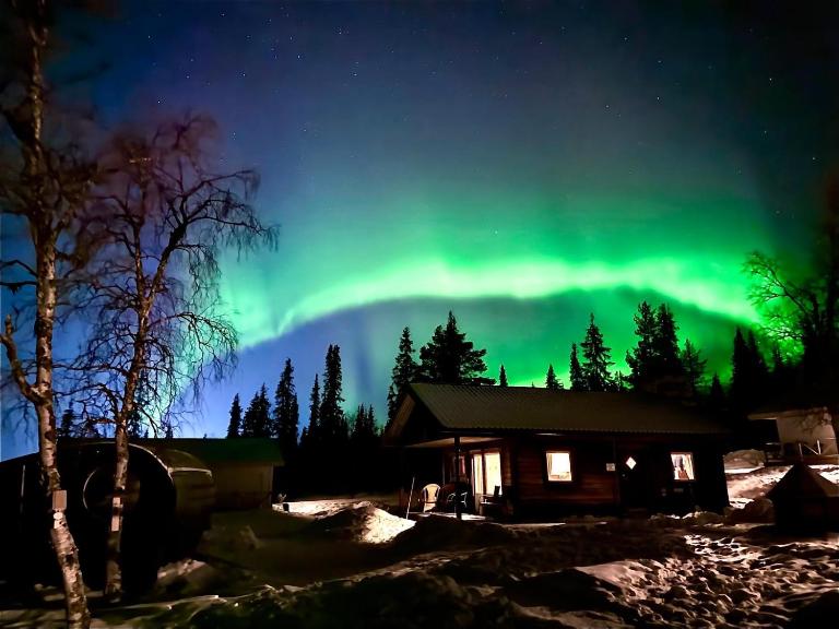 LAKESIDE AURORA CABINS - Chambres d'hôtes Kiruna