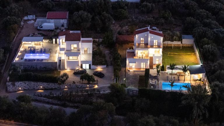 Montis villa sea view heated pool - B&B Tértsa