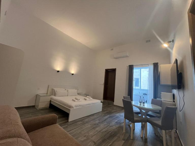 The Old Mint Residence 2 - B&B Valletta