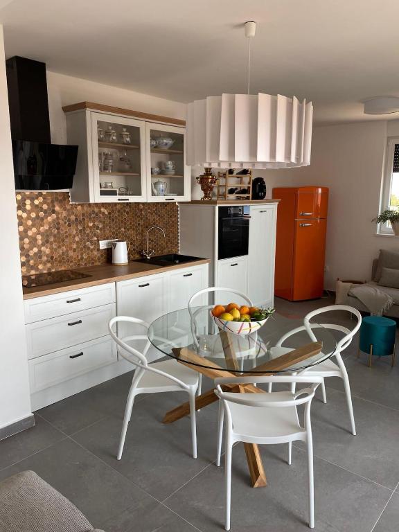 Clear Water Apartment - Seaside - B&B Mandre