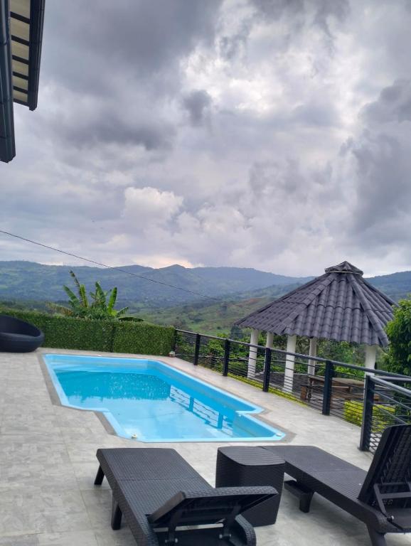 Quinta Emmanuel - Bed and Breakfast Guaduas