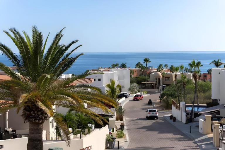 Ocean View, Pool, Private Beach - B&B El Pueblito