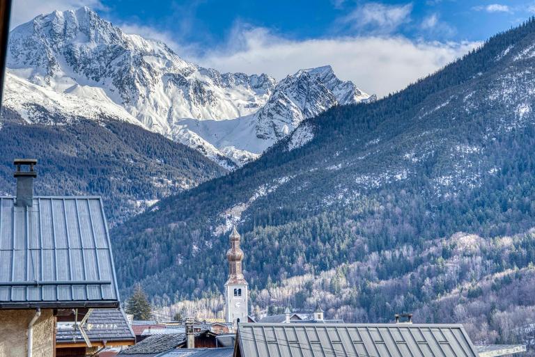 Appartement BOZEN - 100M2- 6 personnes - Bozel - Vallée de Courchevel - Bed and Breakfast Bozel