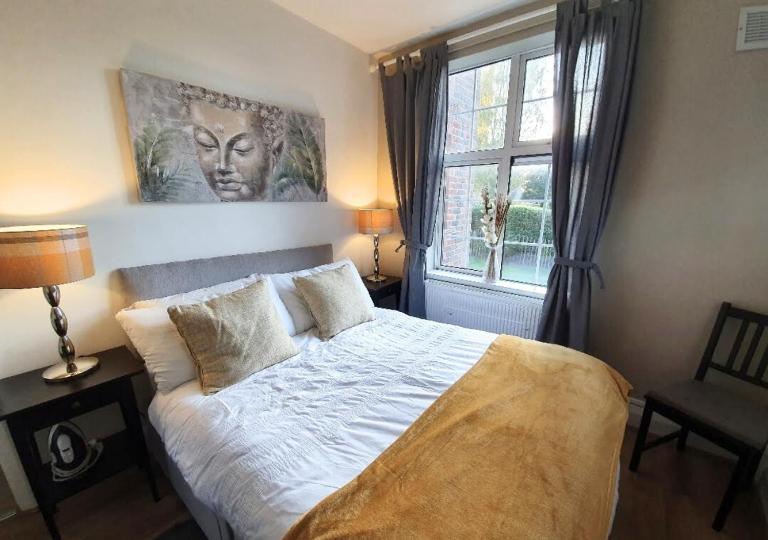 College House - Bed and Breakfast Crawley