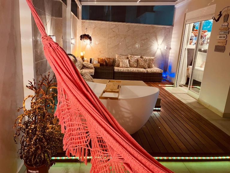 Apartamento Exclusivo a 600m da Praia de Palmas Piscina Banheira de Imersão aquecida rede - B&B Governador Celso Ramos