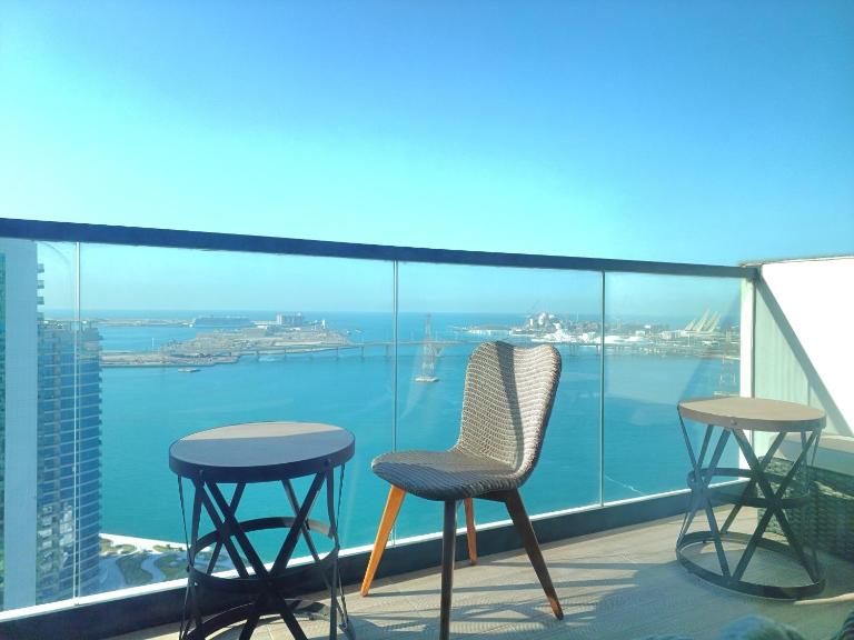 Full Seaview & Louvre Museum 1BHK - Al Reem Island - B&B Abu Dabi