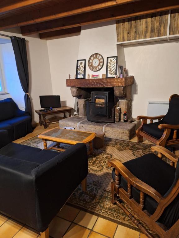 Gite Des Monts D'Arrée - B&B La Feuillée