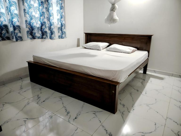 Cozy & Convenient Apartment - Ferienwohnung Weligama