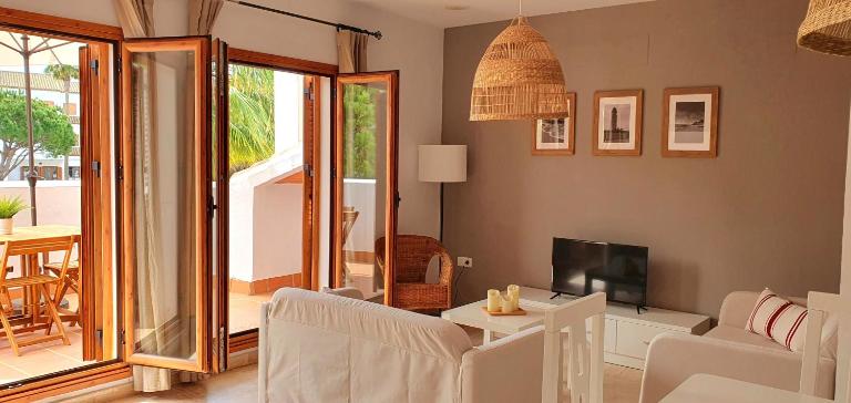 Appartement à 850 m de la plage de la Barrosa - B&B Chiclana