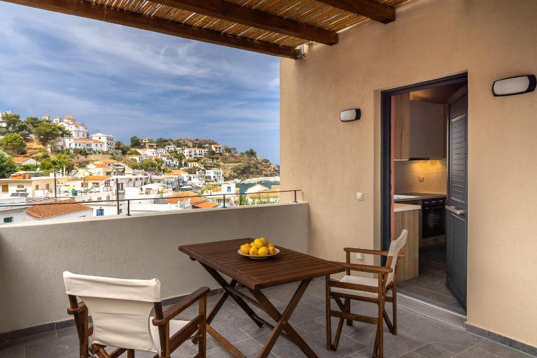Lemonia Suites in Ikaria - B&B Évdilos