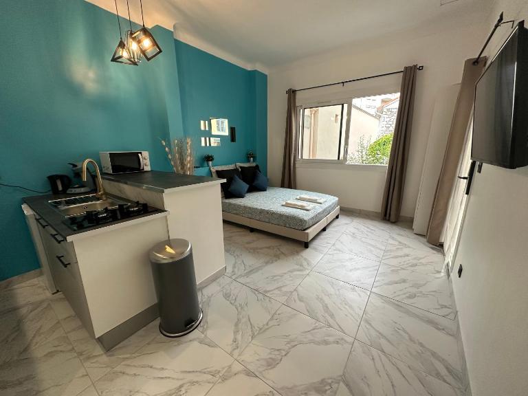 La maison de Julia menton studio bleuté - B&B Menton