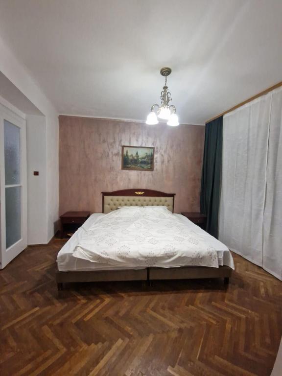 Nyko's Apartment - Chambres d'hôtes Braşov