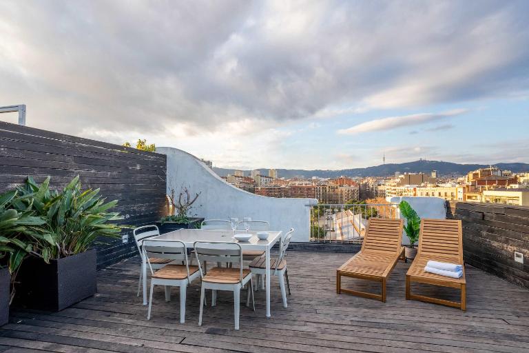 The Collection Barcelona - Amazing 3 bedroom penthouse in Plaza España - B&B Barcelona