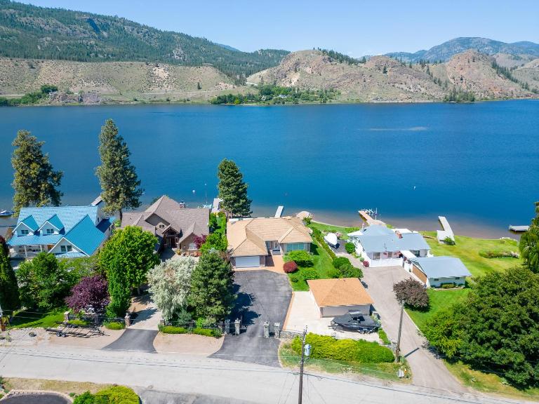 Skaha Lakefront Inn - Chambres d'hôtes Okanagan Falls