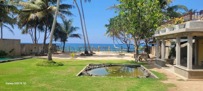 Olu Beach Villa - B&B Ambalangoda