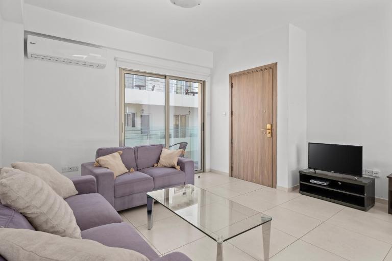 Downtown Comfort Apartment - B&B Larnaka