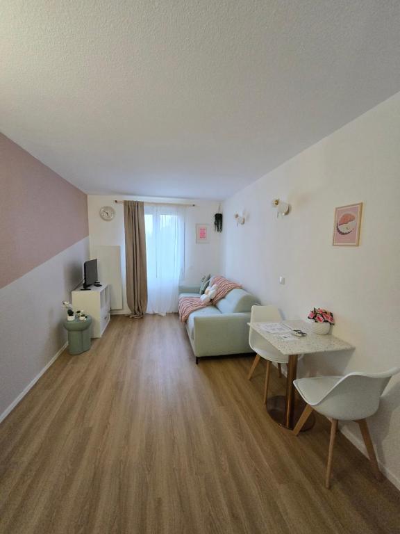 Le Studio Pastel - B&B Bussy-Saint-Georges