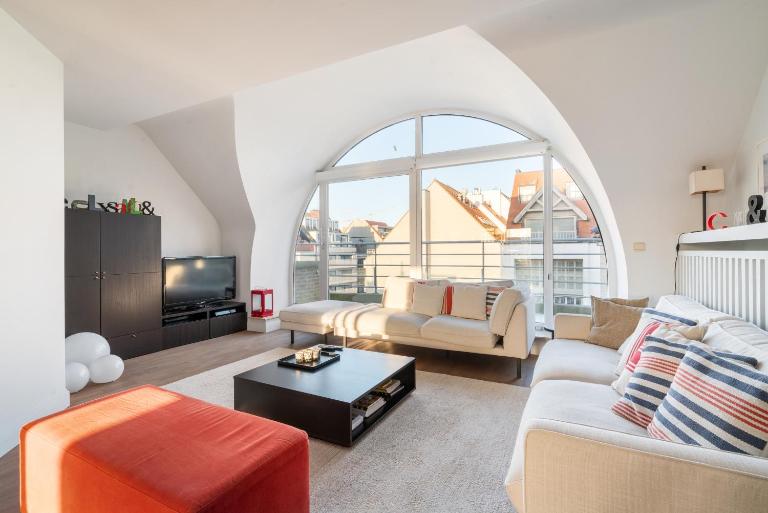 Stijlvol & lichtrijk Penthouse app met parking - Ferienwohnung Knokke-Heist