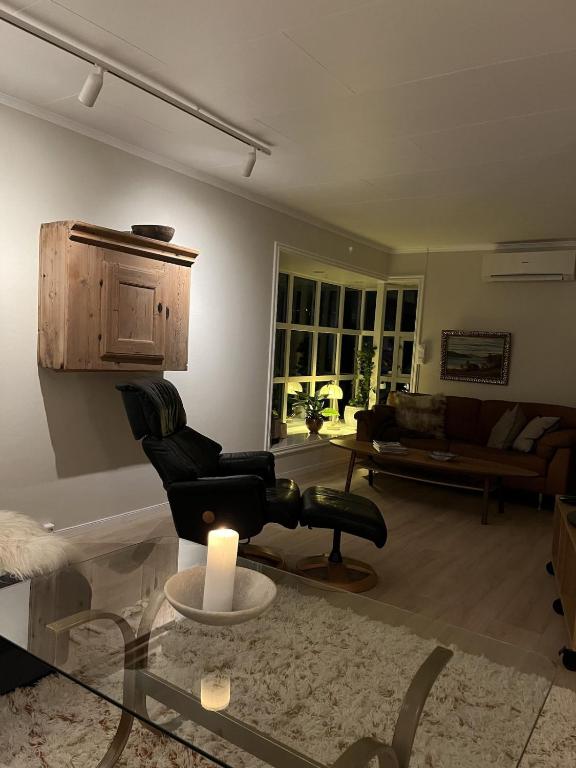 Large single-family home on Dalgård with walking distance to VM2025 - Chambres d'hôtes Trondheim