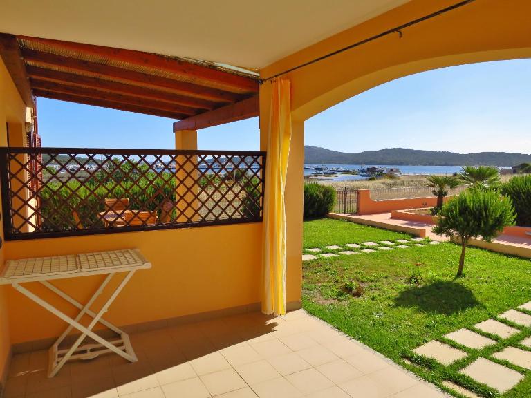 Apartment no 16 I Mirti di Porto Pozzo - Ferienwohnung Porto Pozzo