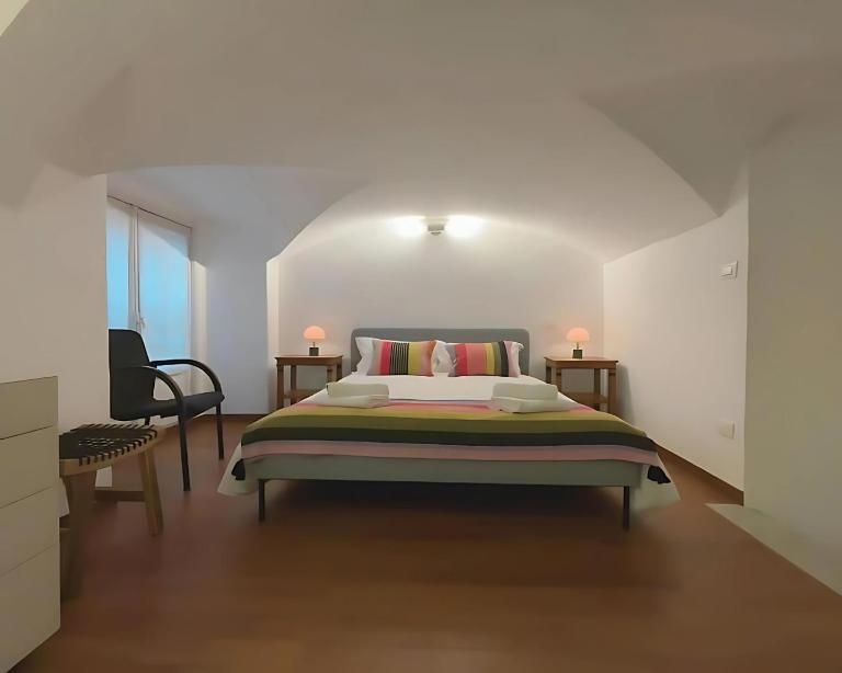 Palazzo Lomellini Historic Retreat by M3trocubo - Elegant Apartment near Aquarium & Via Garibaldi - Ferienwohnung Genua