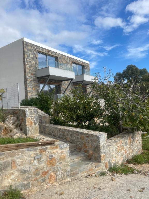 Michalis-Nina studios - Chambres d'hôtes Livanianá