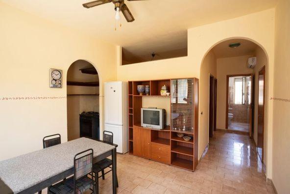 A dieci passi dal Mare - Ferienwohnung Villaggio Azzurro