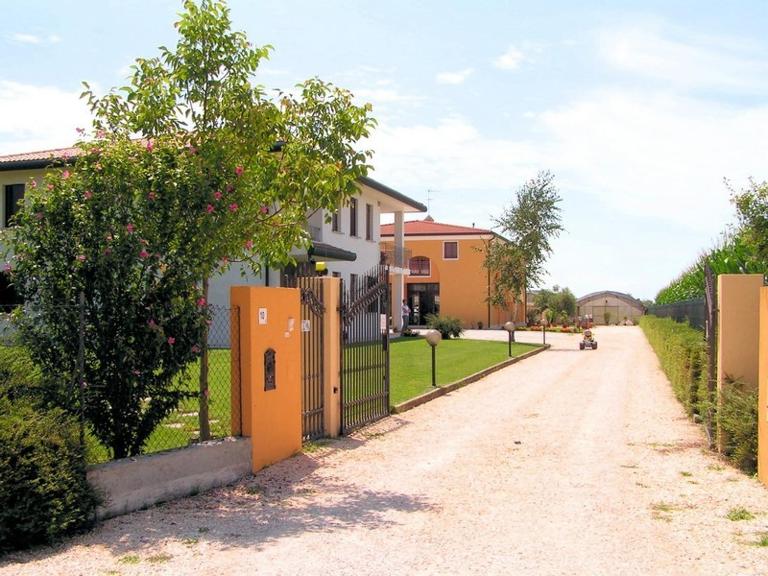 Agriturismo Il Melograno - B&B Tessera