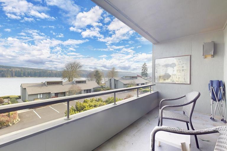 Bayfront Retreat A - B&B Port Ludlow