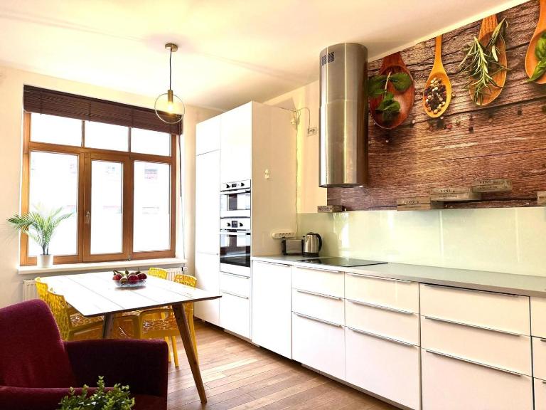 Linden-Charm Apartments - Bed and Breakfast Hannover
